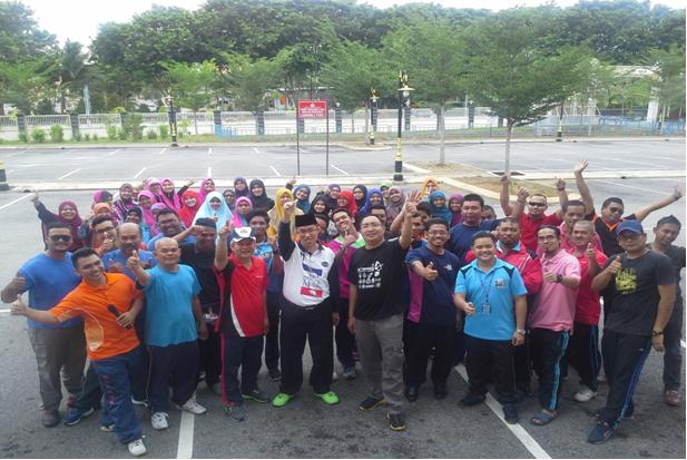 Perhimpunan Bulanan dan Gotong Royong Perdana 2016 Perhimpunan Bulanan dan Gotong Royong Perdana 2016